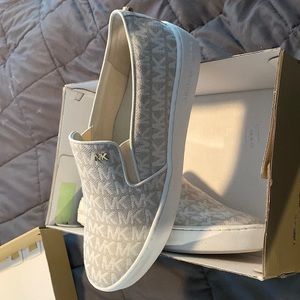 New Michael Kors Keaton slip on